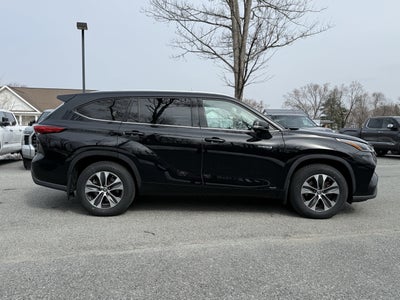 2021 Toyota Highlander Hybrid XLE