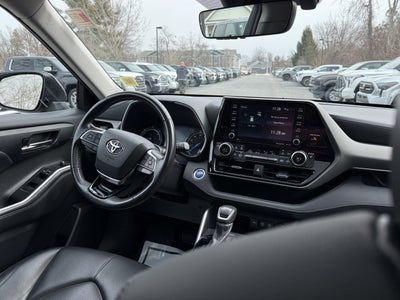 2021 Toyota Highlander Hybrid XLE