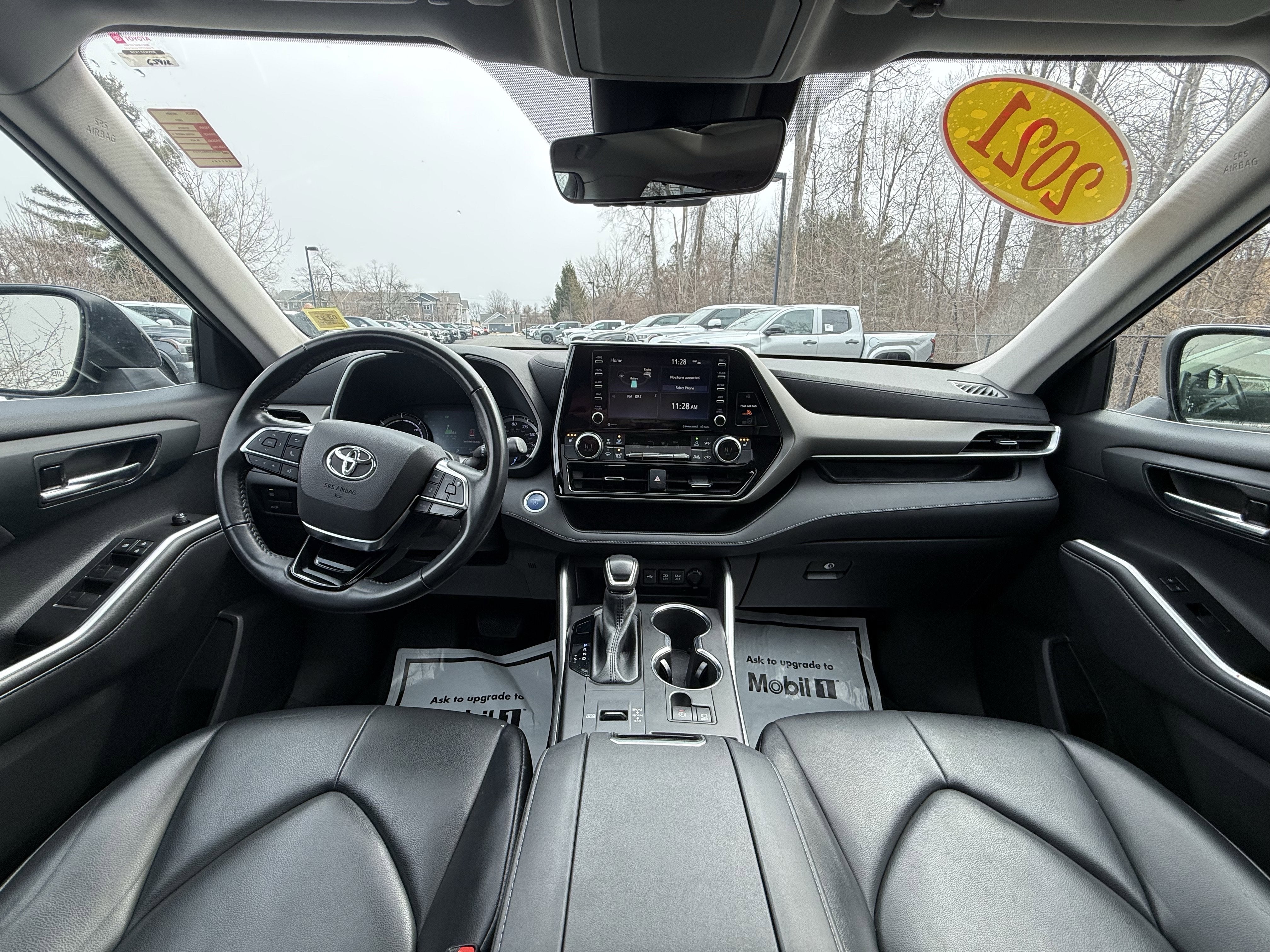 2021 Toyota Highlander Hybrid XLE