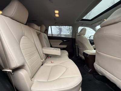 2020 Toyota Highlander XLE