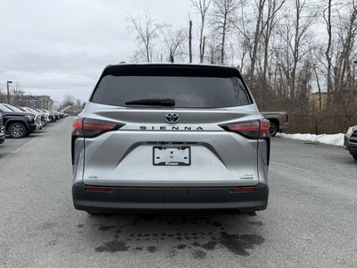 2021 Toyota Sienna XLE 7 Passenger