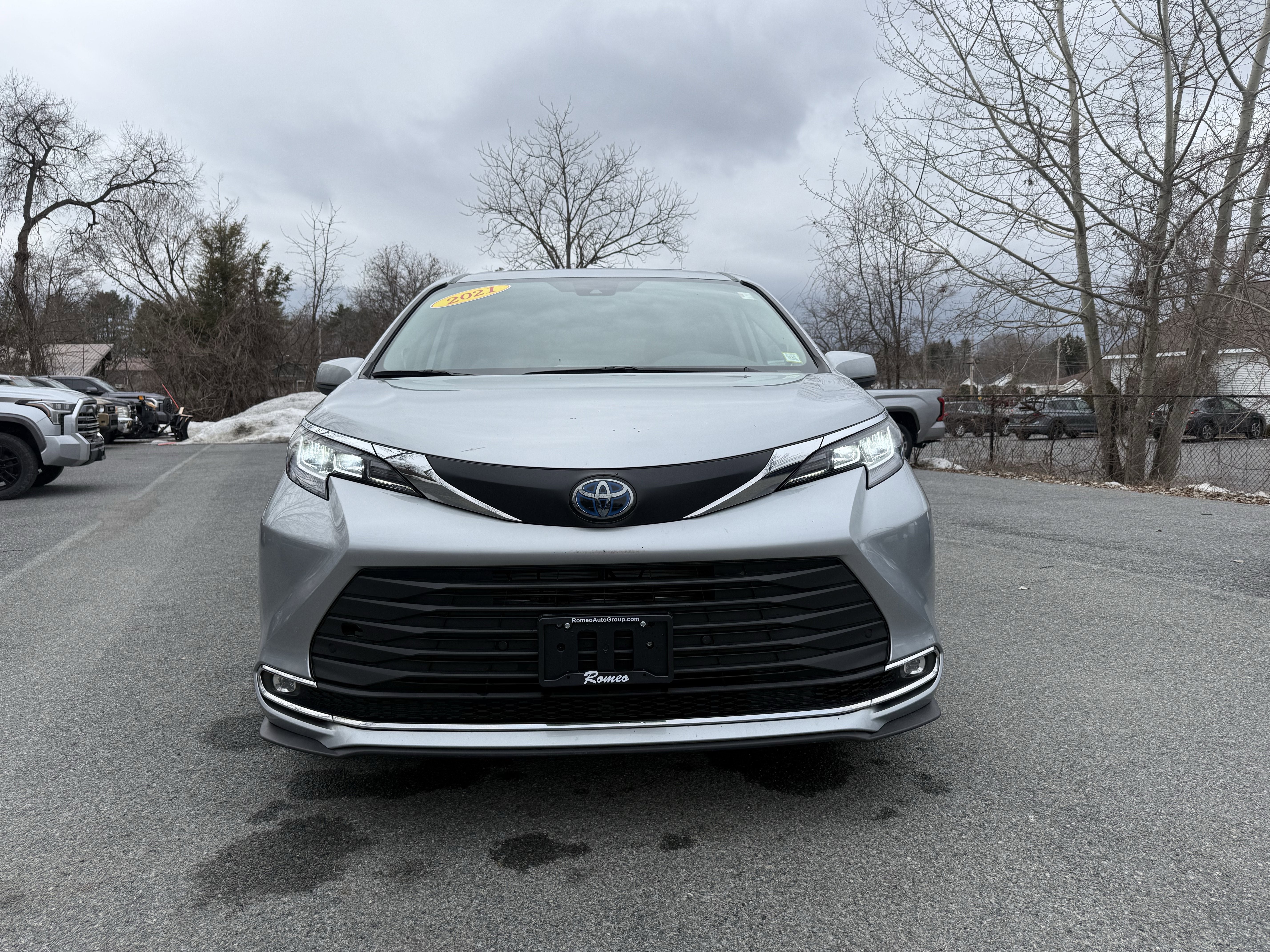 2021 Toyota Sienna XLE 7 Passenger