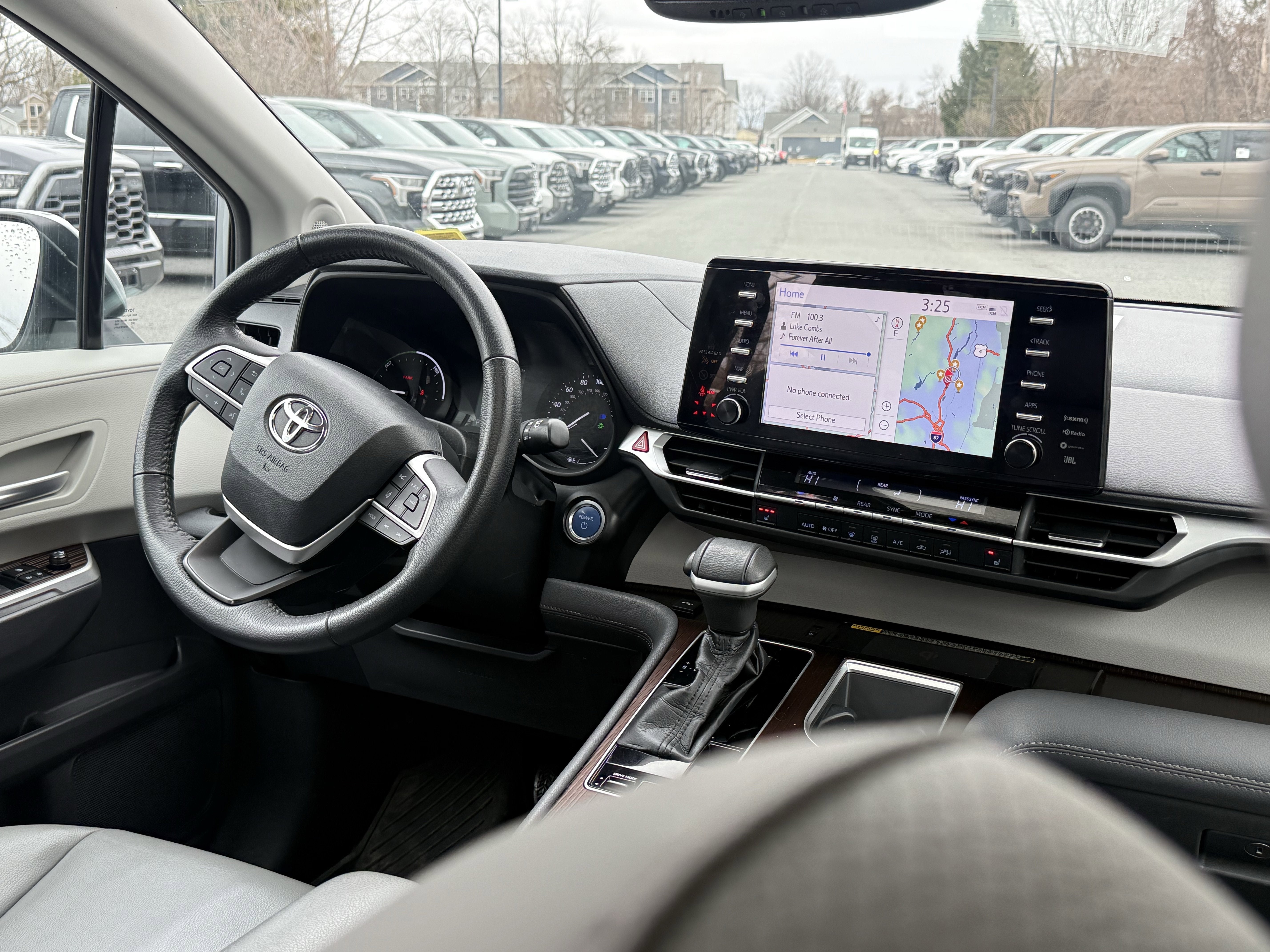 2021 Toyota Sienna XLE 7 Passenger