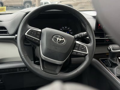 2021 Toyota Sienna XLE 7 Passenger