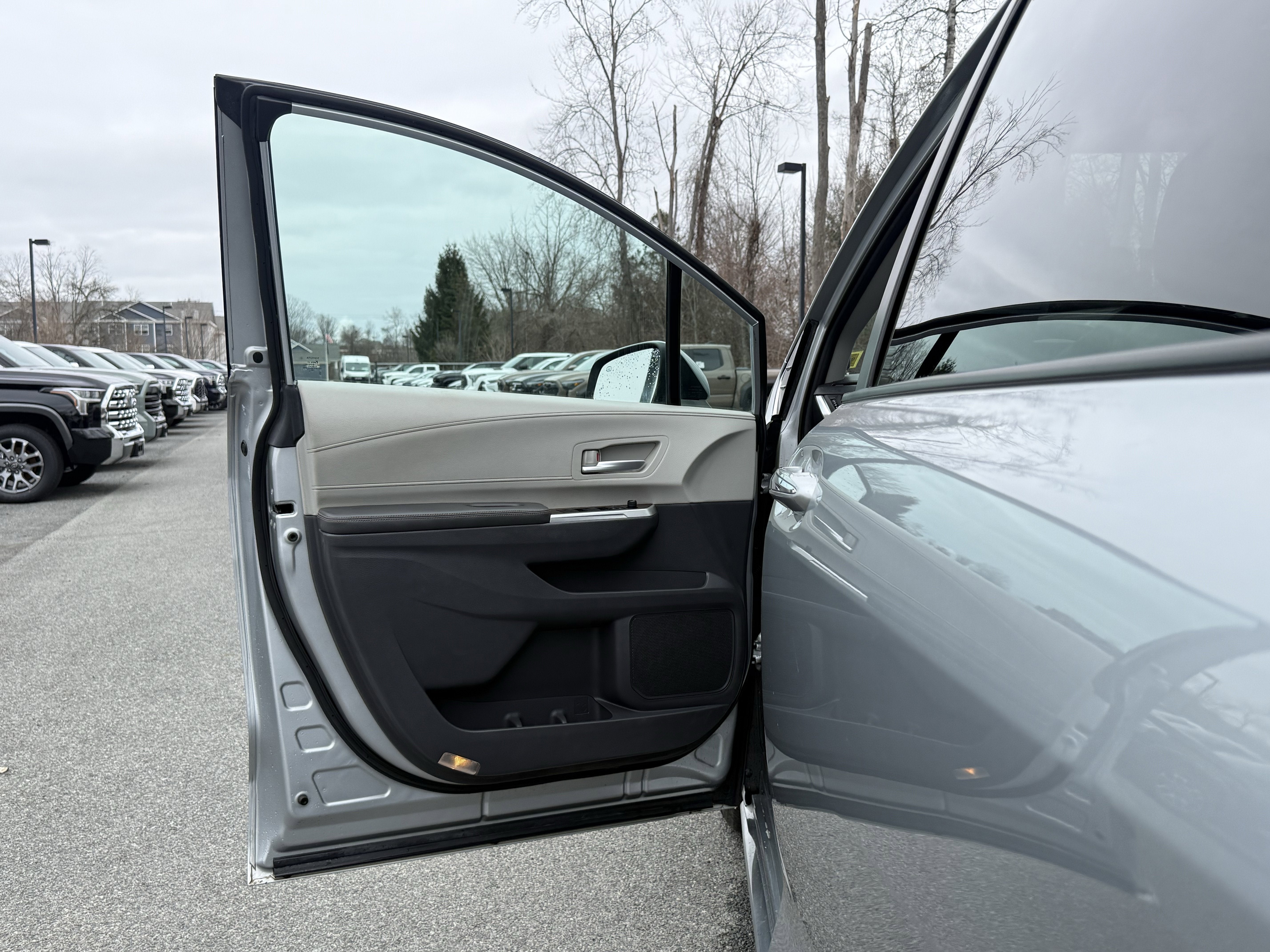 2021 Toyota Sienna XLE 7 Passenger