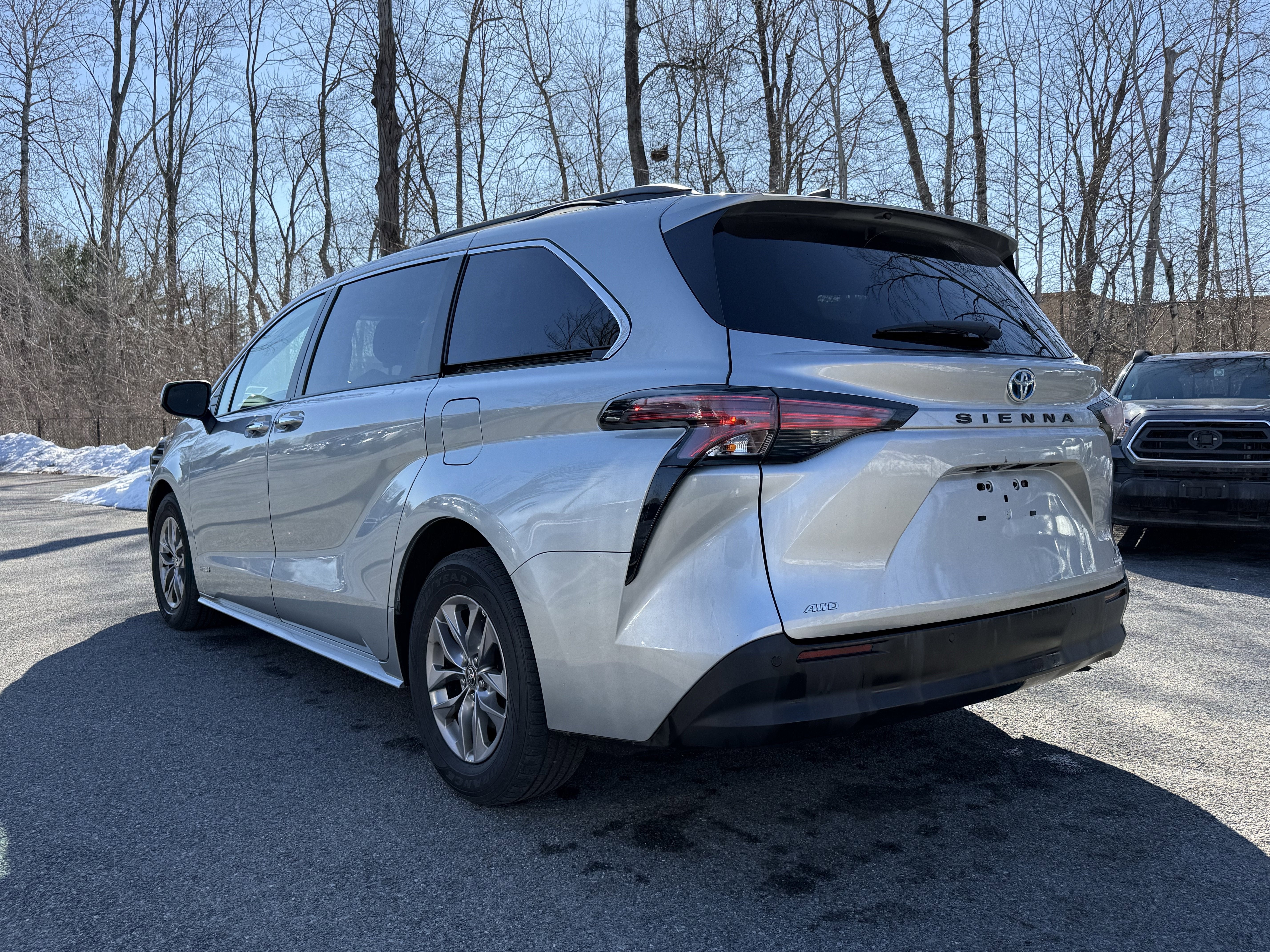2021 Toyota Sienna XLE 7 Passenger