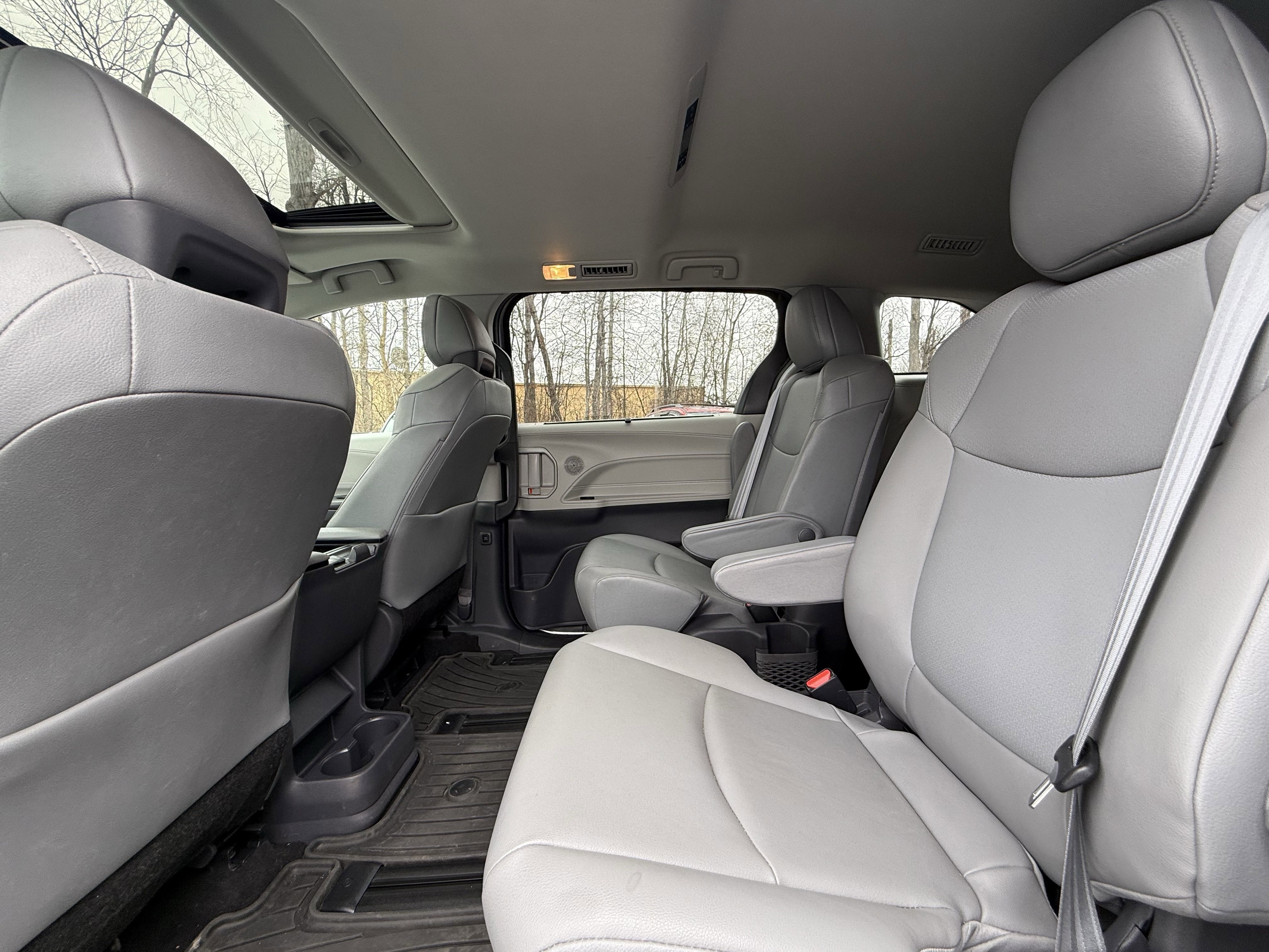 2021 Toyota Sienna XLE 7 Passenger