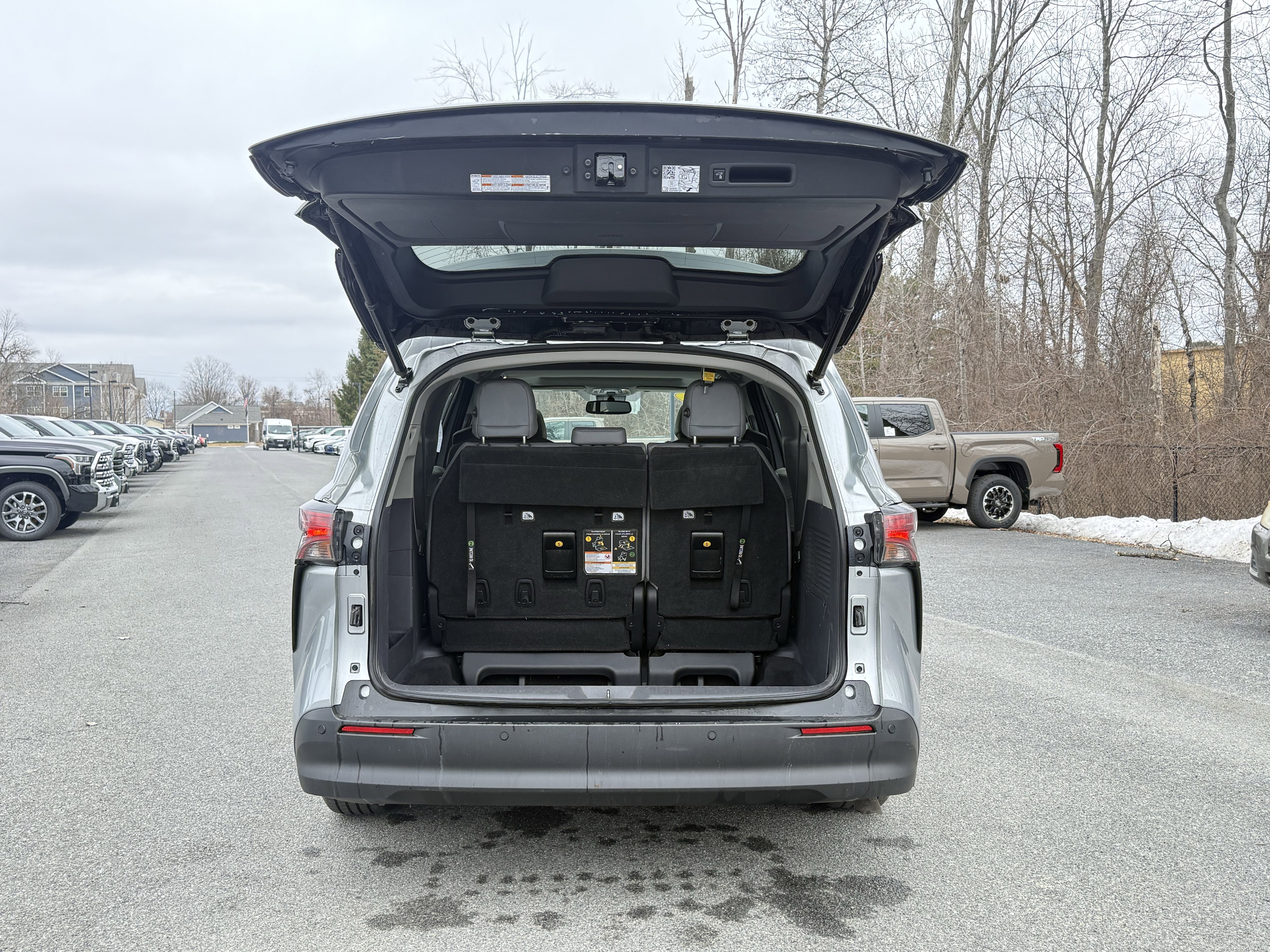 2021 Toyota Sienna XLE 7 Passenger
