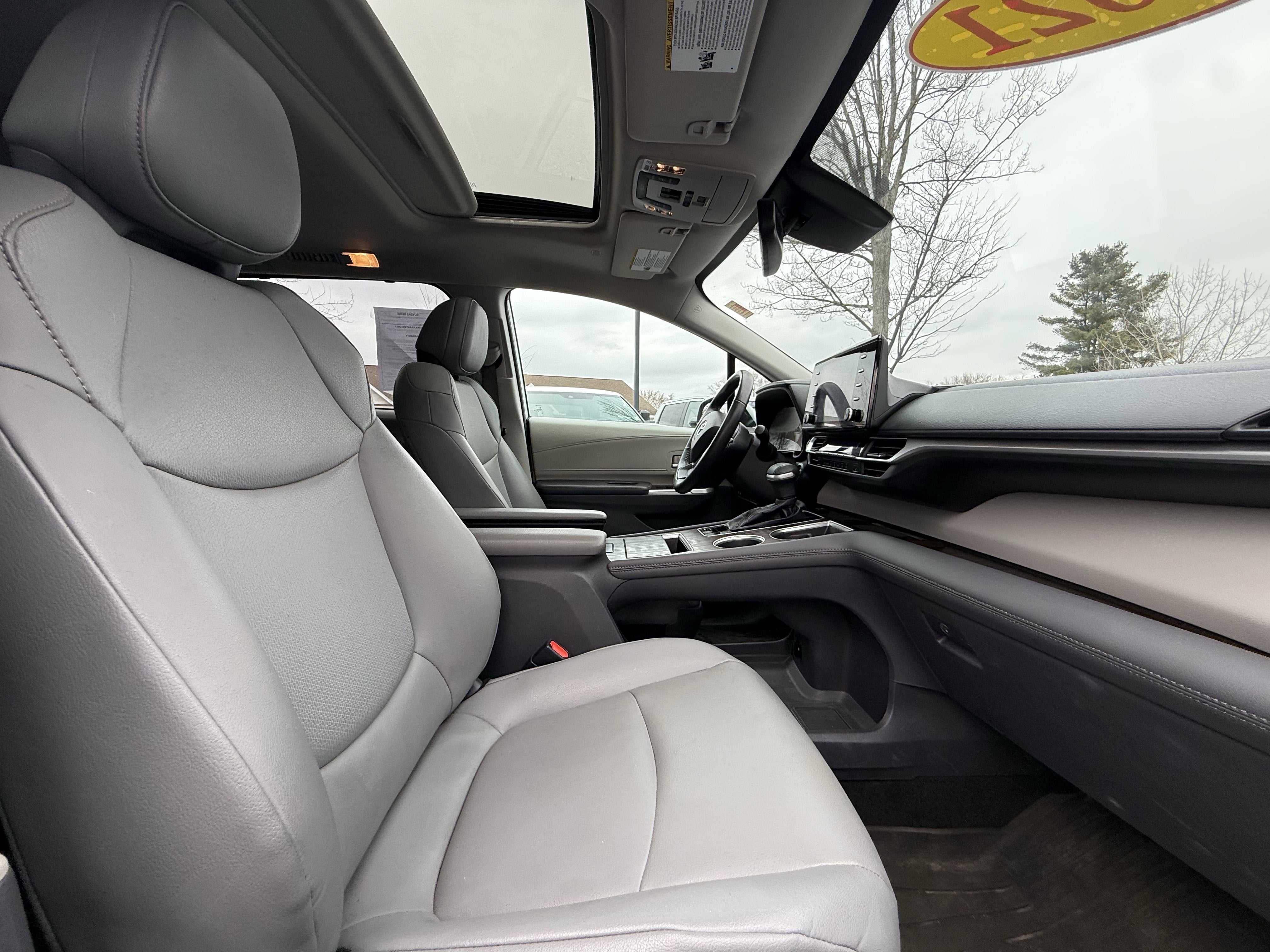 2021 Toyota Sienna XLE 7 Passenger