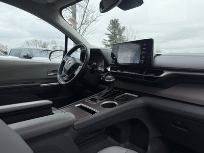 2021 Toyota Sienna XLE 7 Passenger