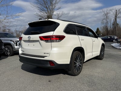 2018 Toyota Highlander SE