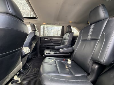 2018 Toyota Highlander SE