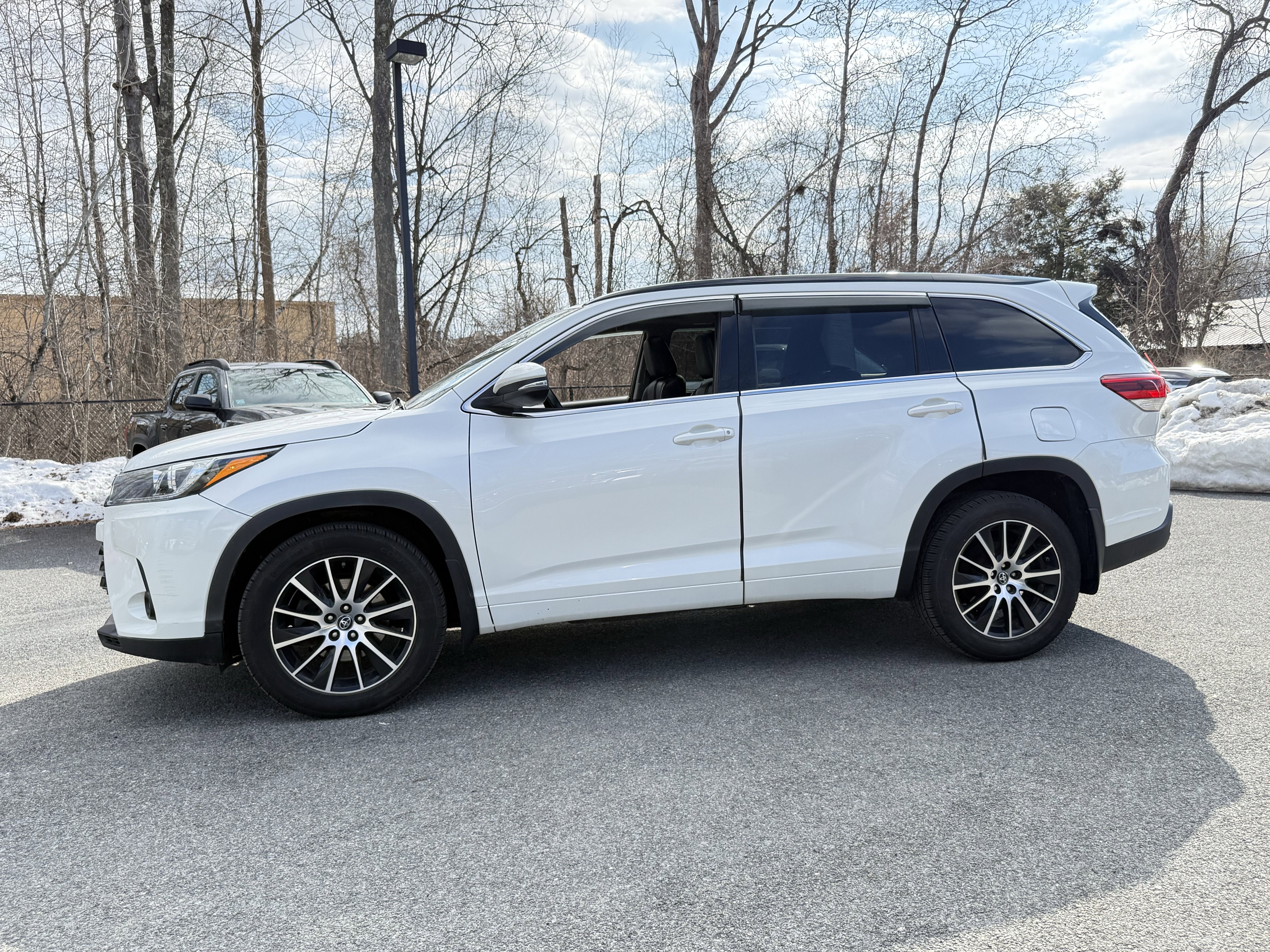 2018 Toyota Highlander SE
