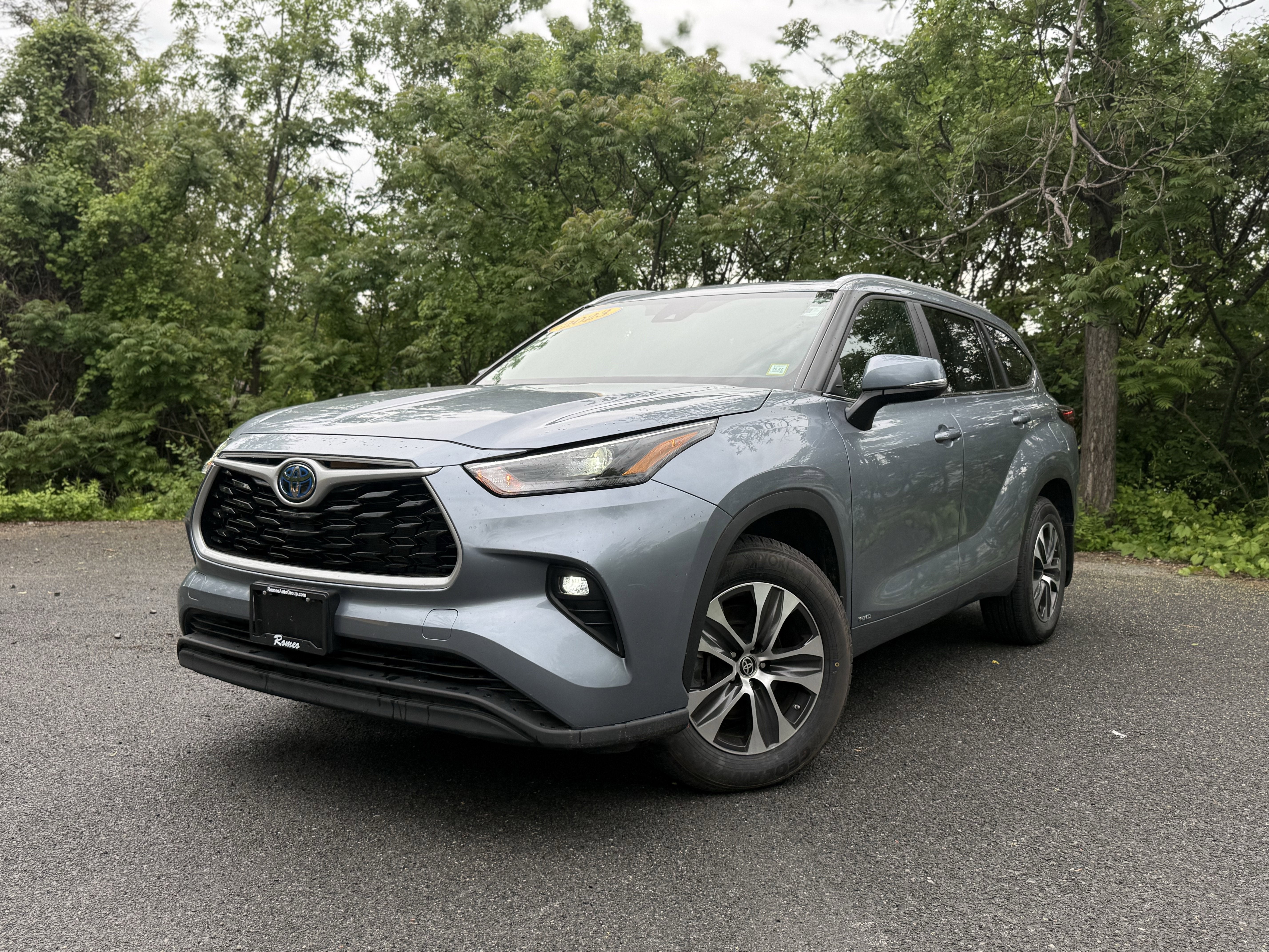 2023 Toyota Highlander Hybrid XLE