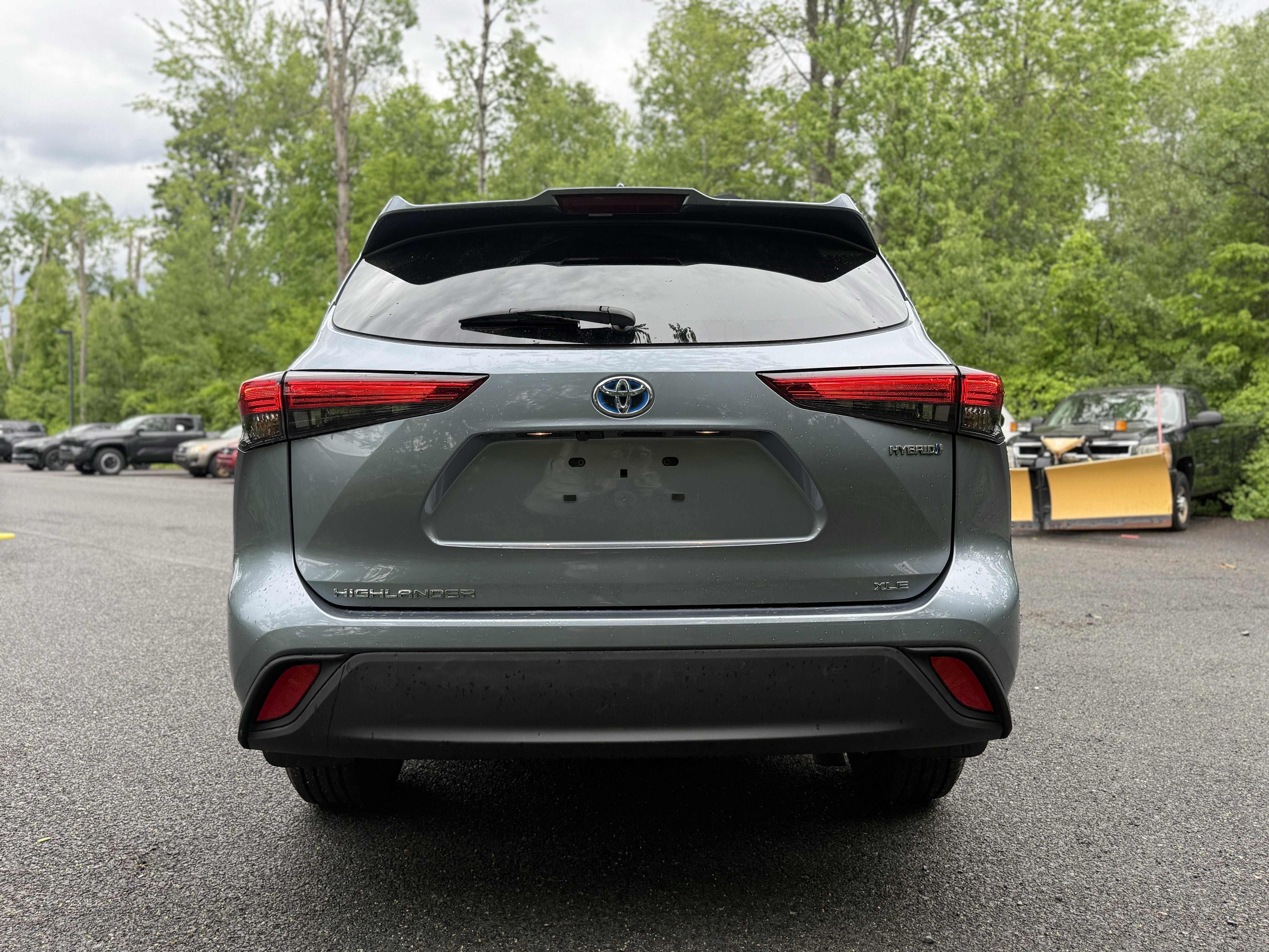 2023 Toyota Highlander Hybrid XLE