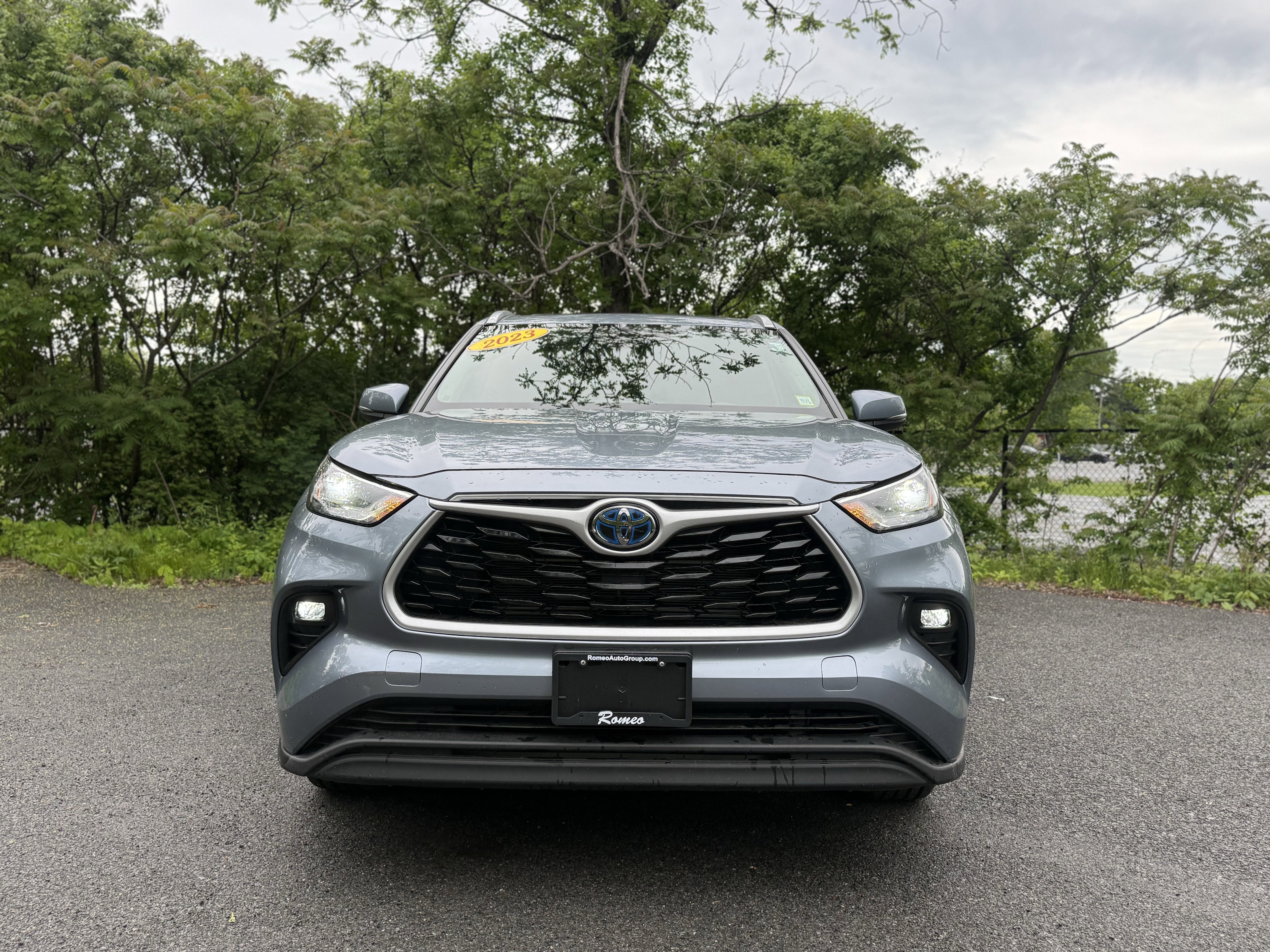 2023 Toyota Highlander Hybrid XLE