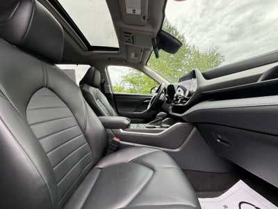 2023 Toyota Highlander Hybrid XLE