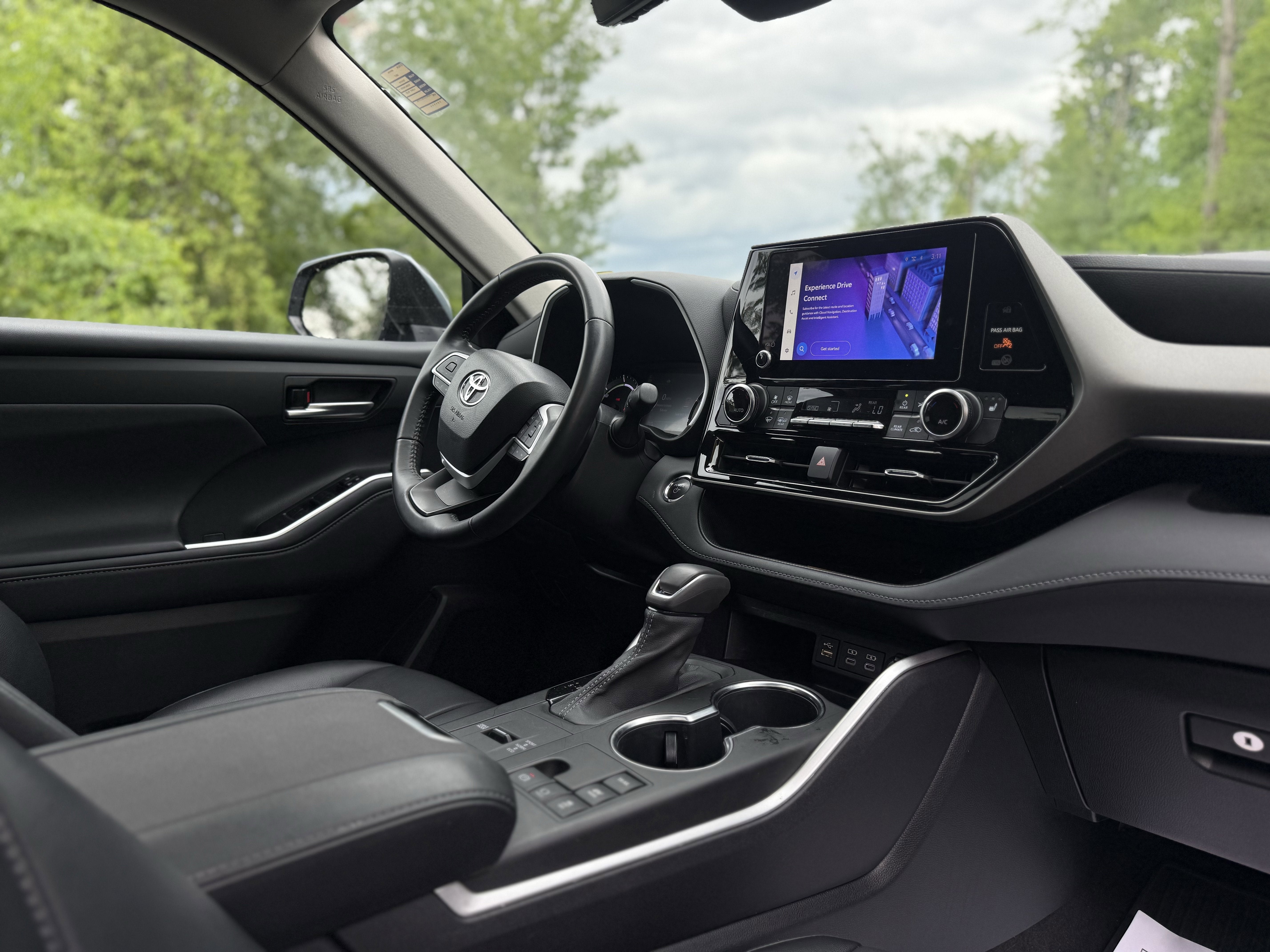 2023 Toyota Highlander Hybrid XLE