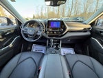 2024 Toyota Highlander Hybrid XLE