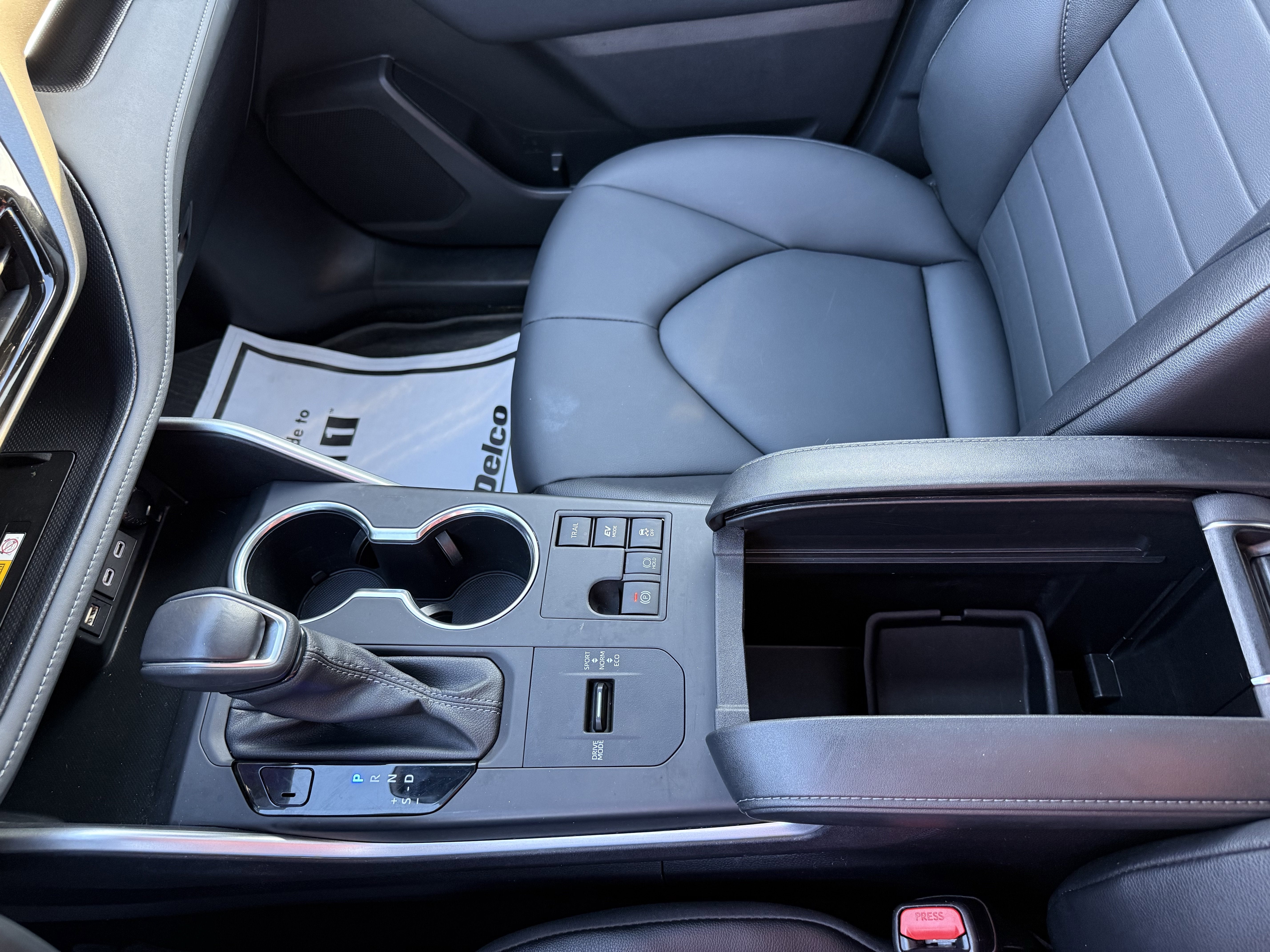 2024 Toyota Highlander Hybrid XLE