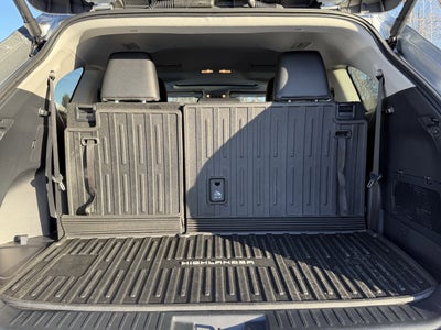 2024 Toyota Highlander Hybrid XLE