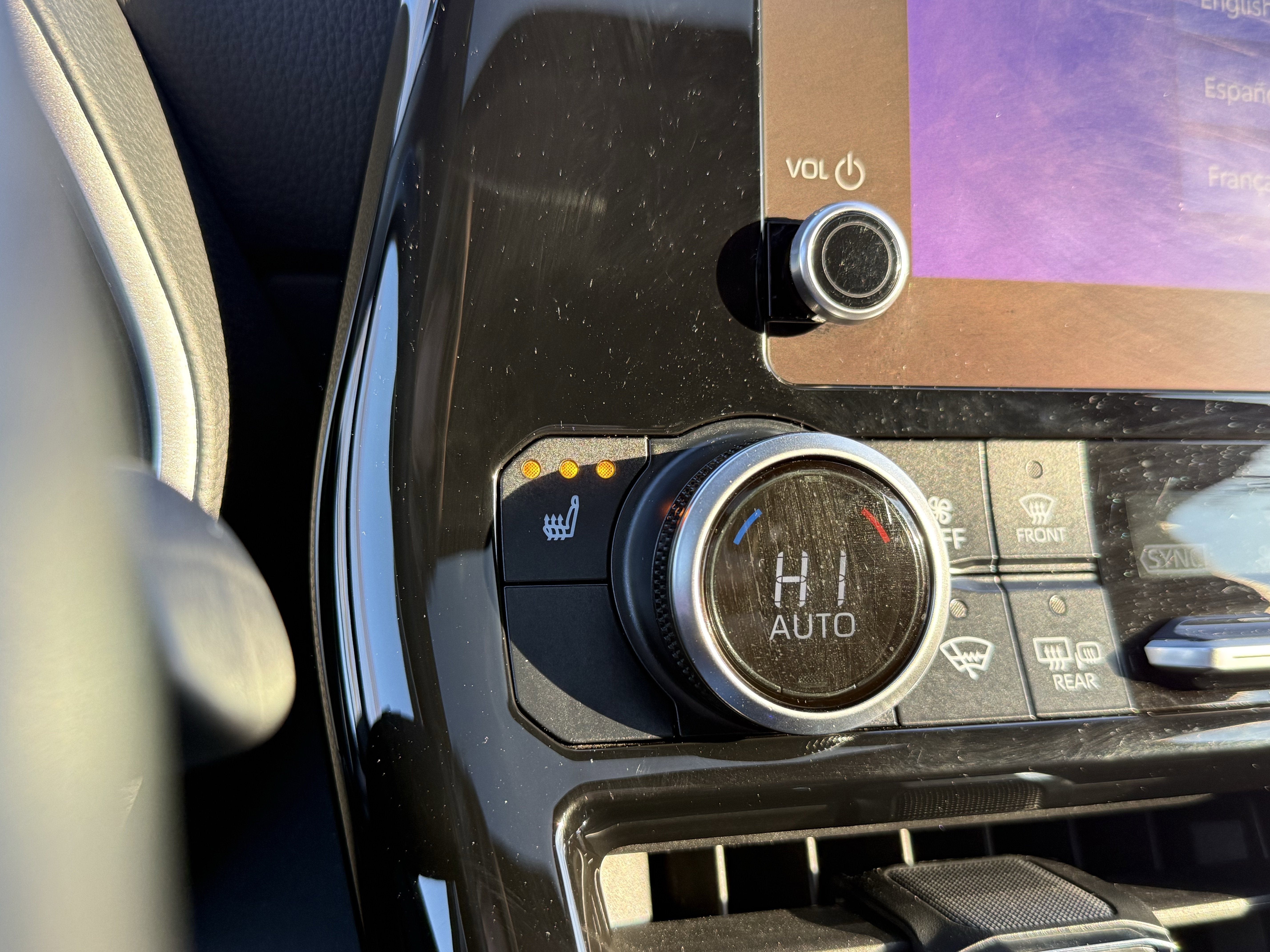 2024 Toyota Highlander Hybrid XLE