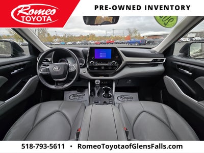 2024 Toyota Highlander Hybrid XLE