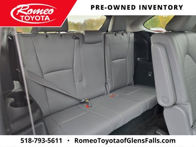 2024 Toyota Highlander Hybrid XLE