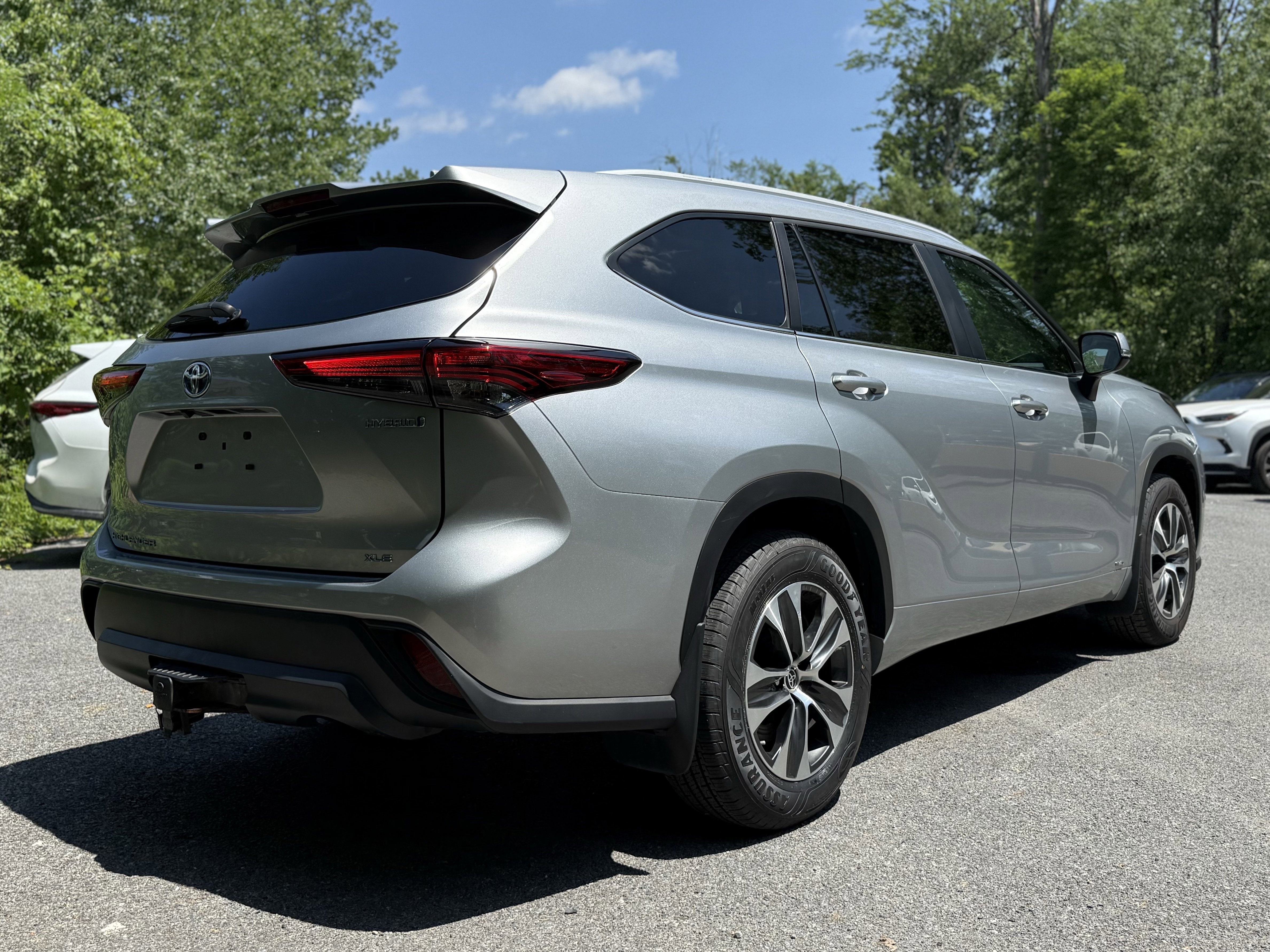2023 Toyota Highlander Hybrid XLE
