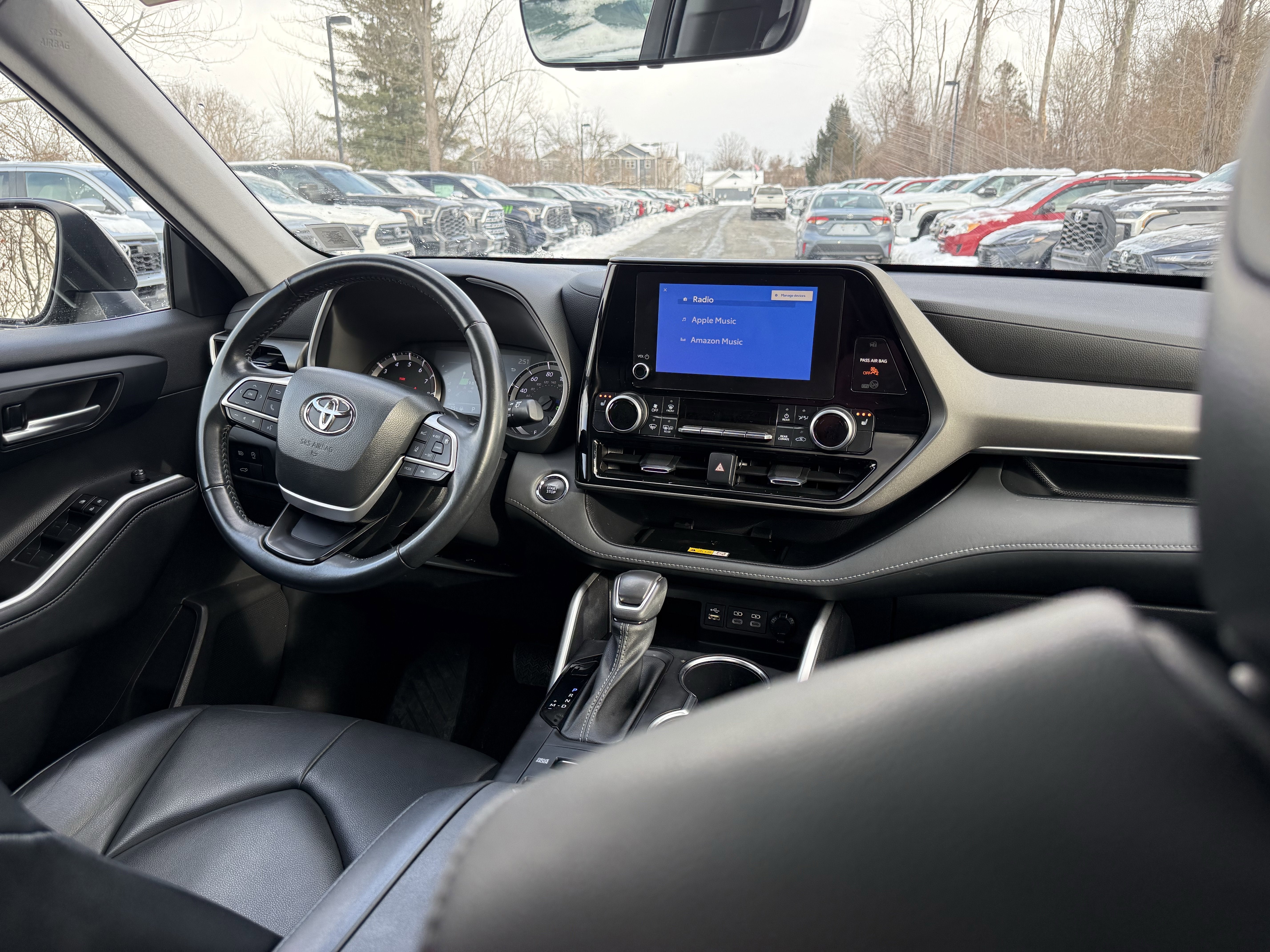 2023 Toyota Highlander XLE