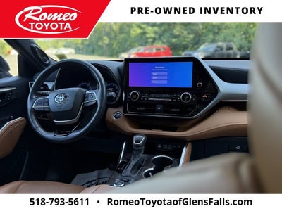 2023 Toyota Highlander Platinum