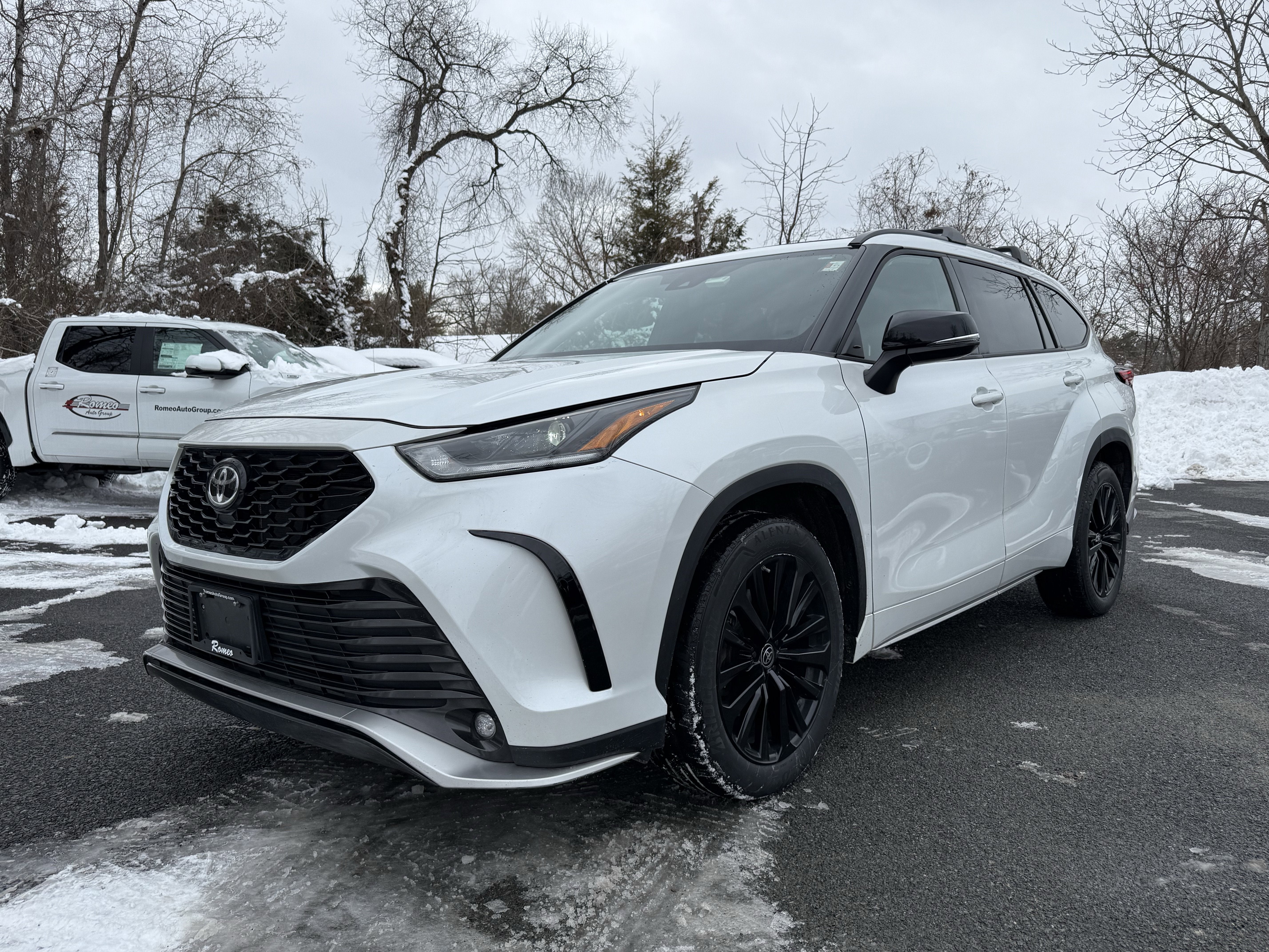 2023 Toyota Highlander XSE