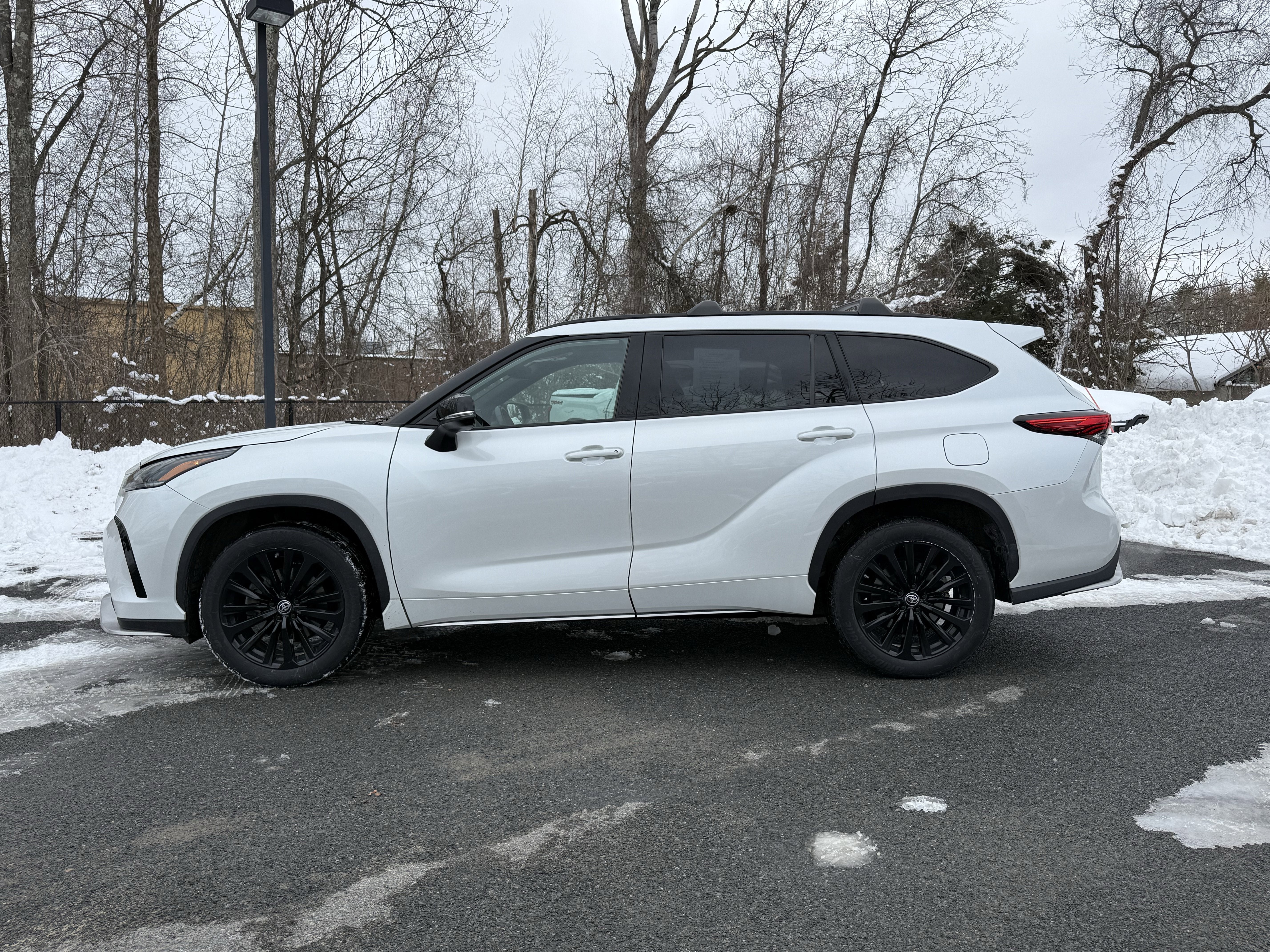 2023 Toyota Highlander XSE