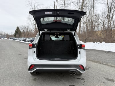 2023 Toyota Highlander XSE