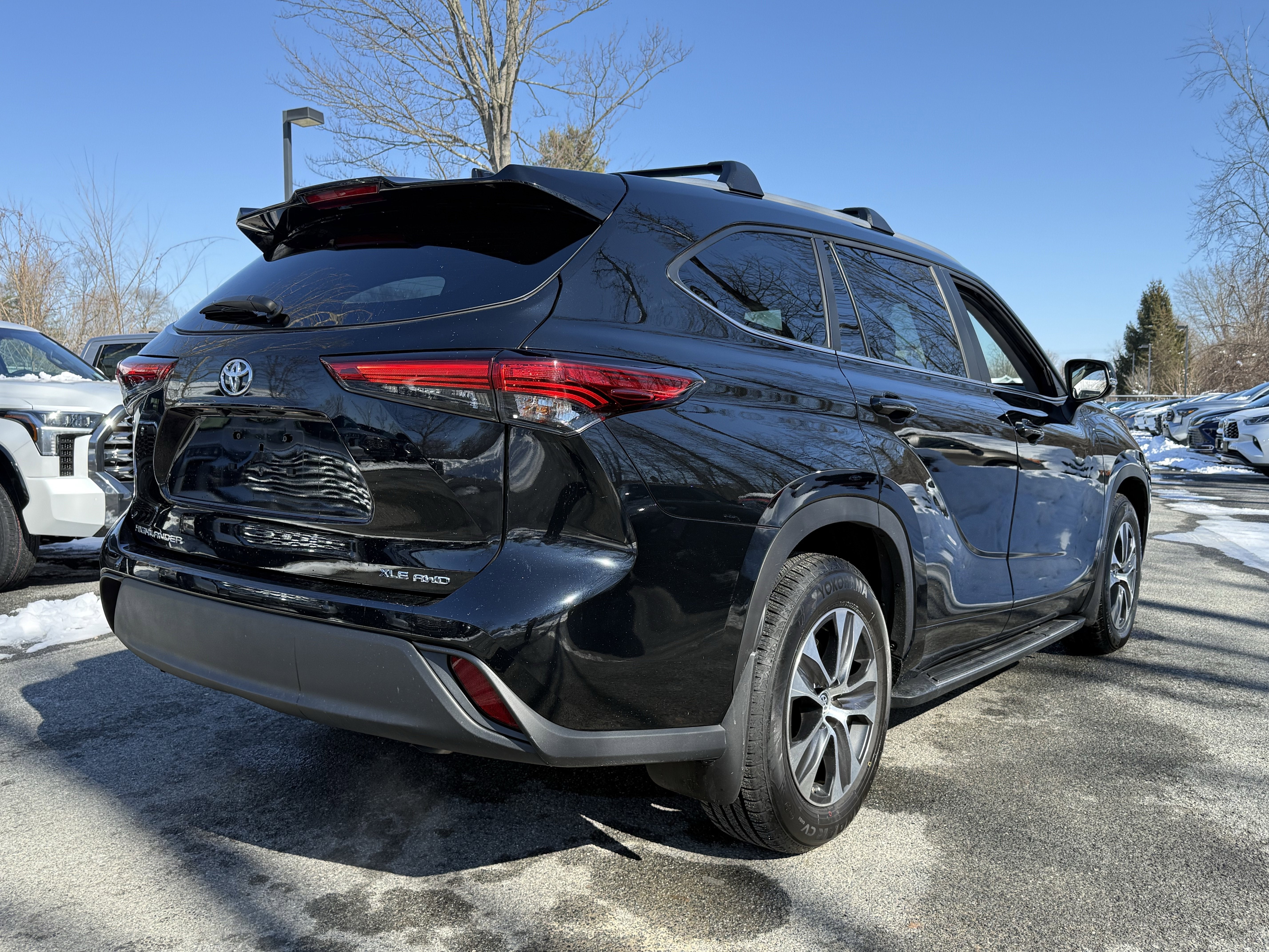2023 Toyota Highlander L