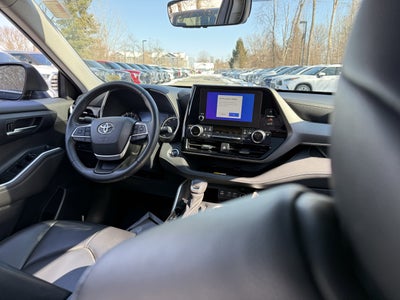 2023 Toyota Highlander L