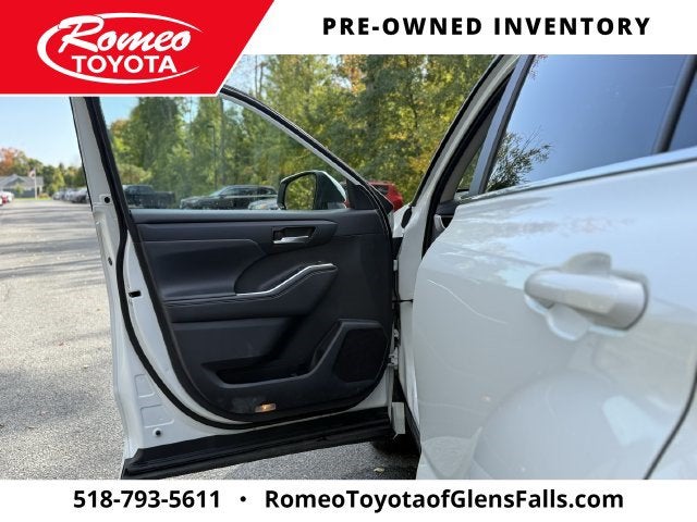 2023 Toyota Highlander XLE