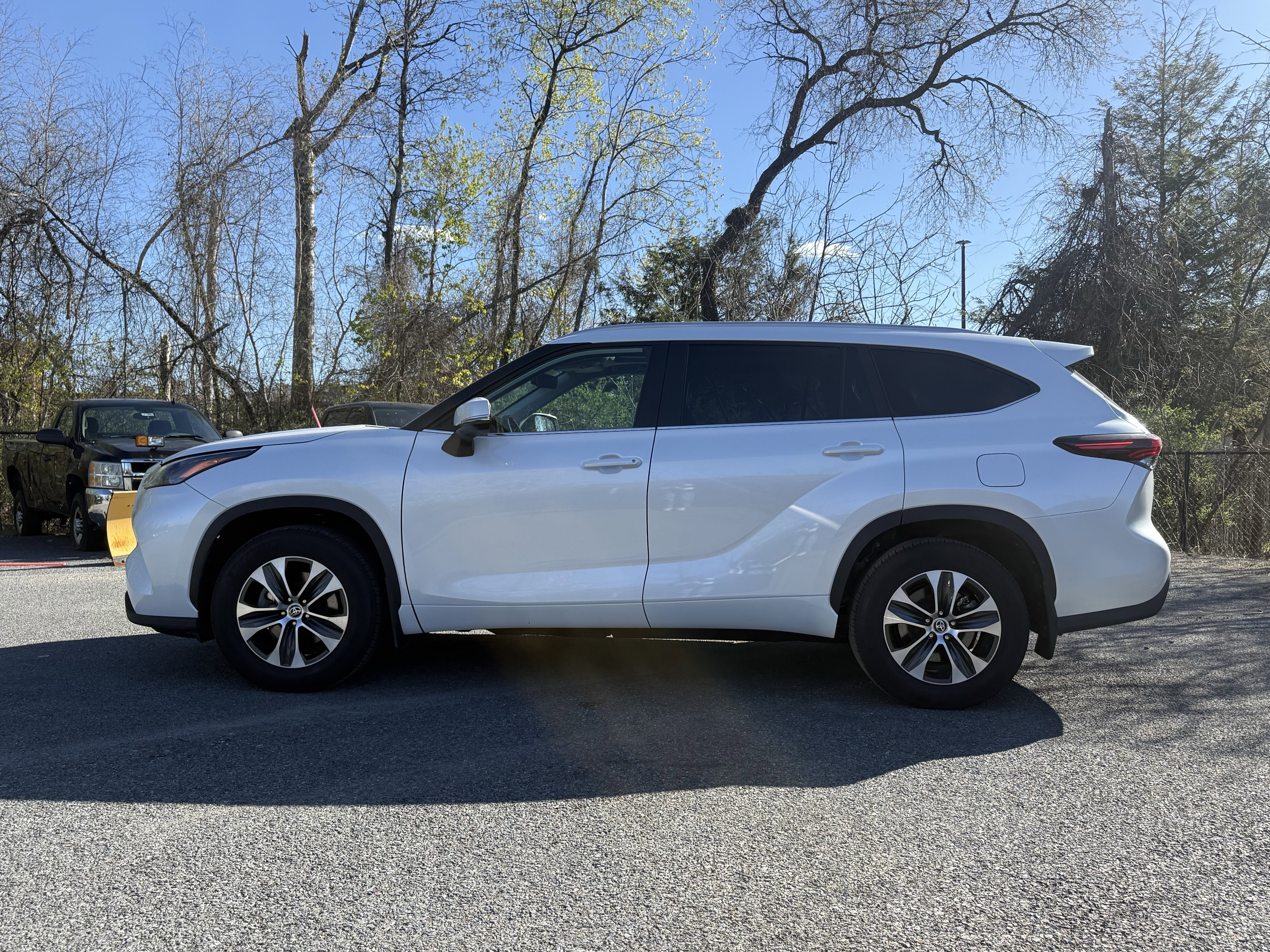 2025 Toyota Highlander XLE