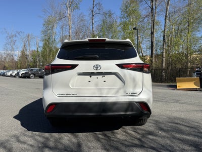 2025 Toyota Highlander XLE