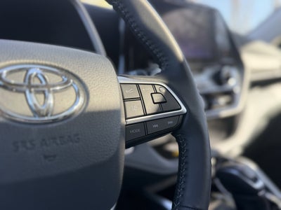 2025 Toyota Highlander XLE