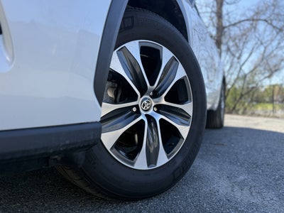 2025 Toyota Highlander XLE