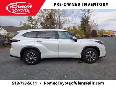 2025 Toyota Highlander XLE