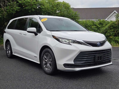 2021 Toyota Sienna LE