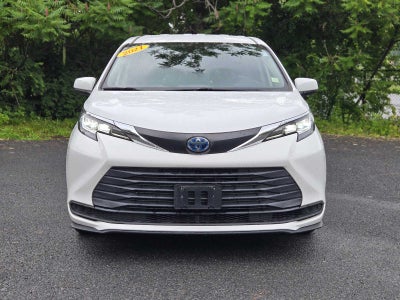 2021 Toyota Sienna LE