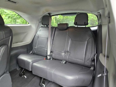 2021 Toyota Sienna LE