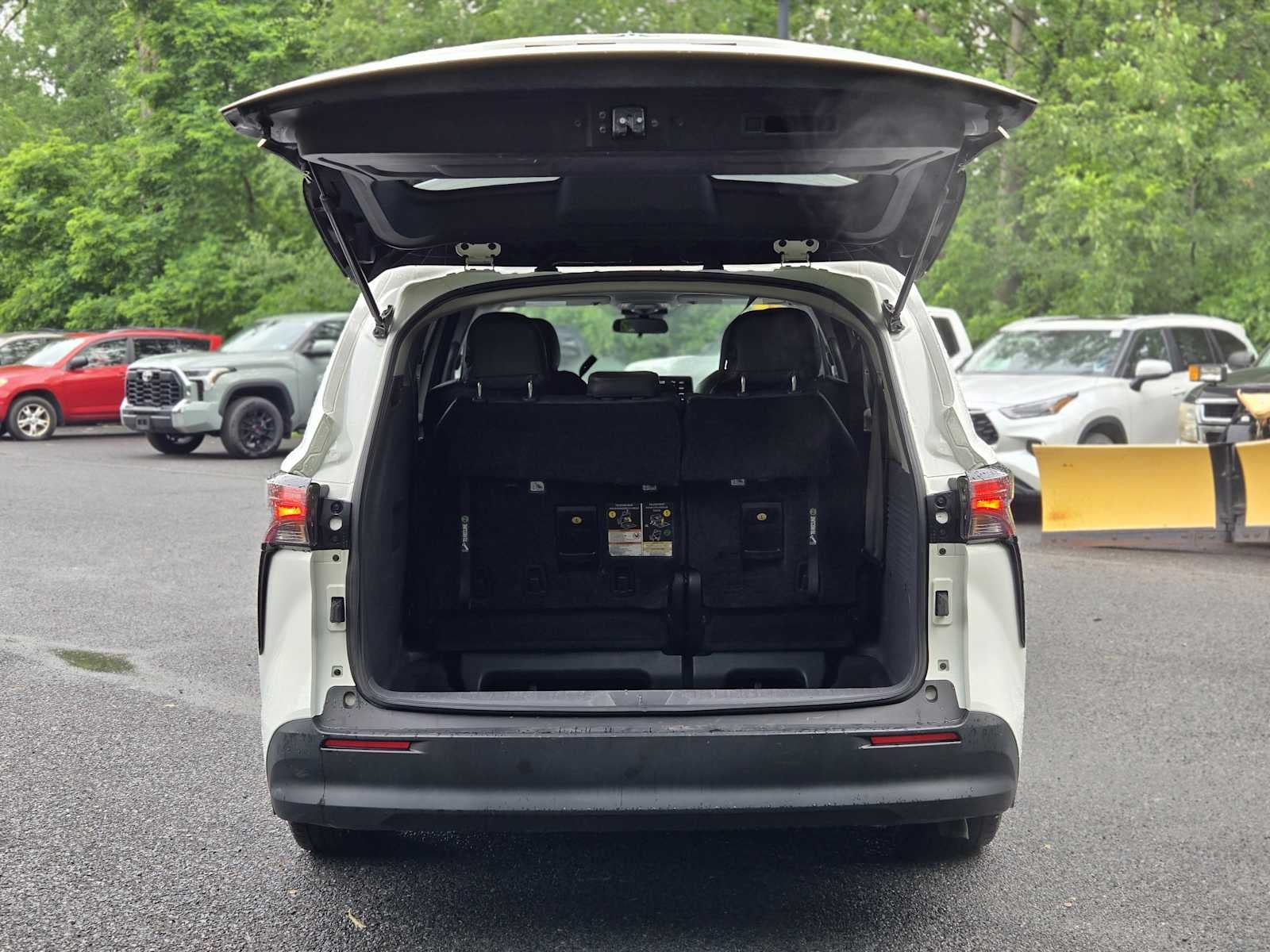 2021 Toyota Sienna LE