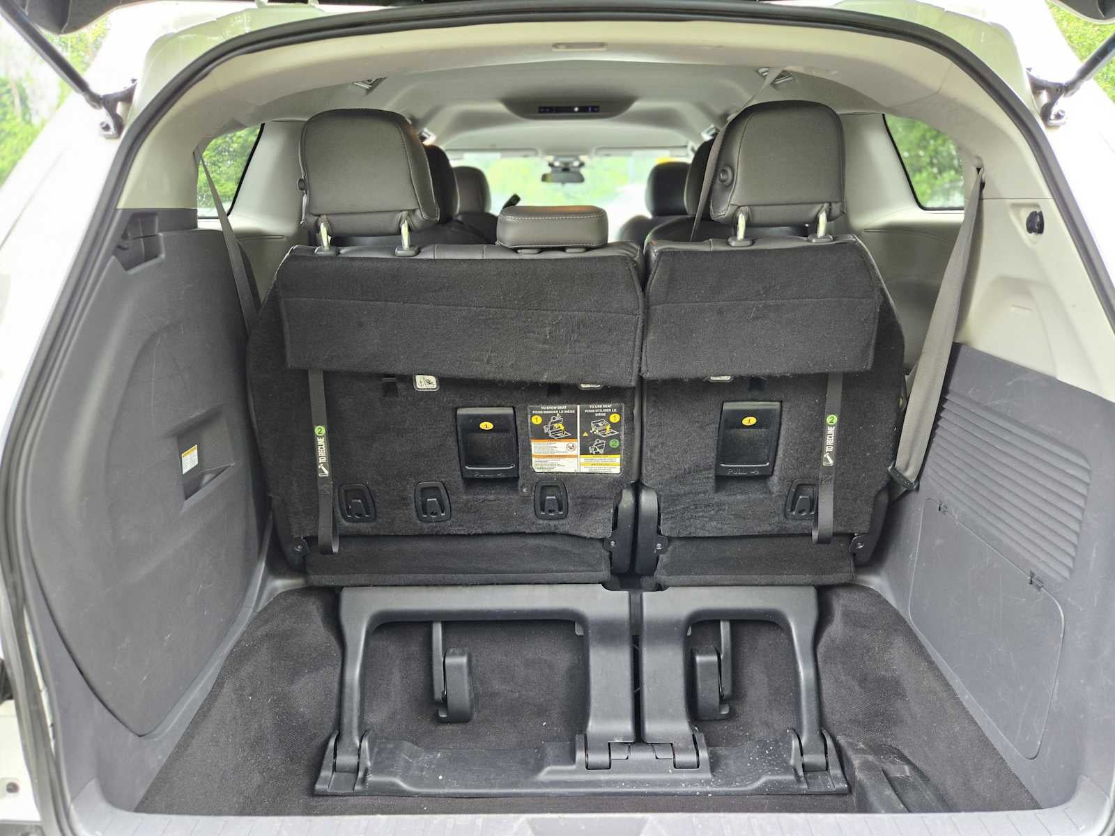 2021 Toyota Sienna LE