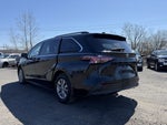 2022 Toyota Sienna LE 8 Passenger