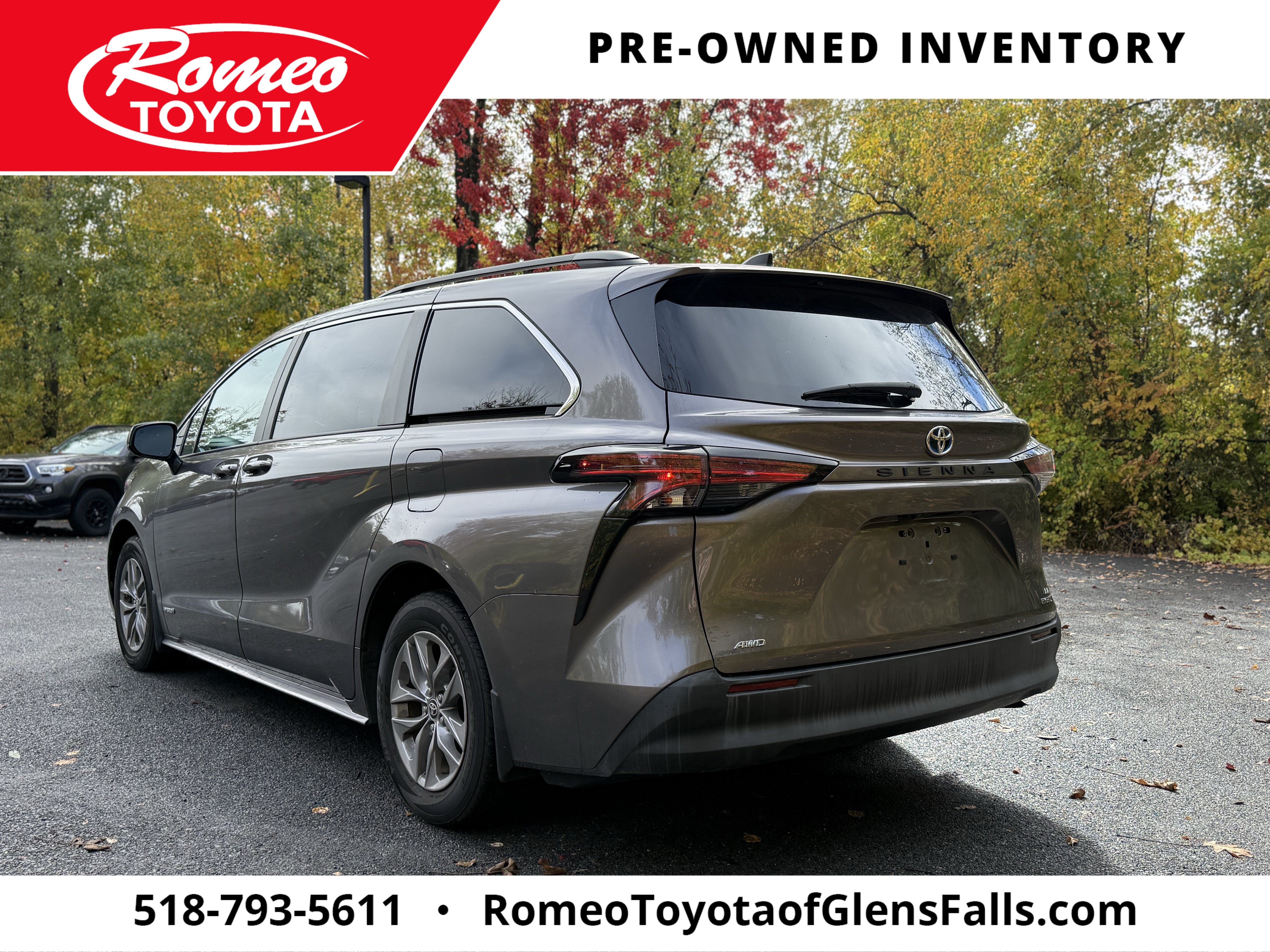 2021 Toyota Sienna LE 8 Passenger