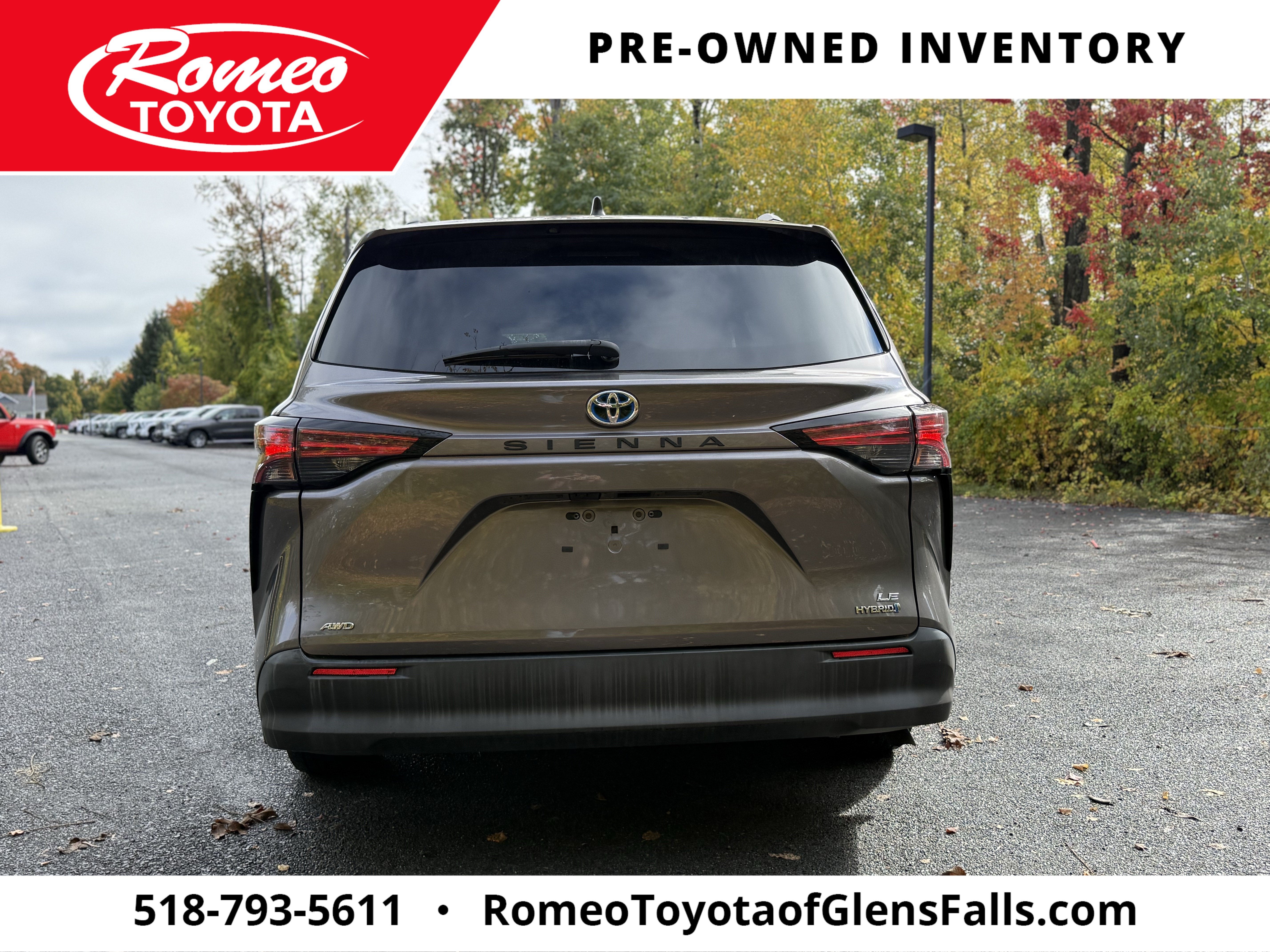 2021 Toyota Sienna LE 8 Passenger